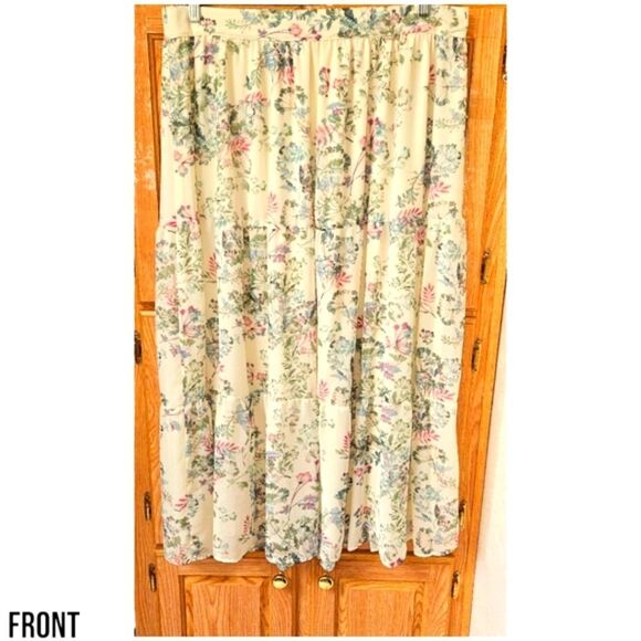 VINCE CAMUTO Plus Size Dandelion Floral Tiered Lined Maxi Skirt 1X - Picture 10 of 16